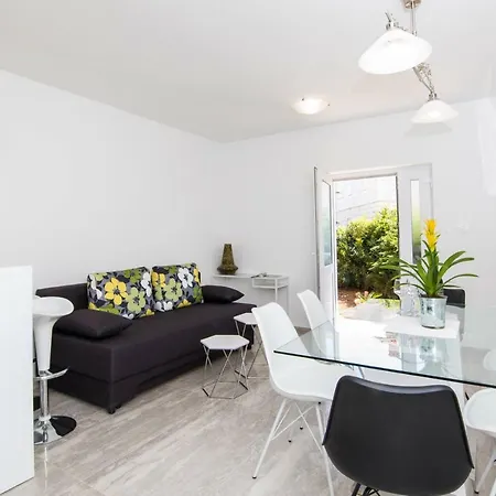 Nada 3 Appartement *